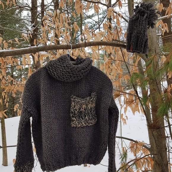 Wool winter set, Army Green , sweater and matching hat, hand knitted, 100% wool - Picture 3 of 14